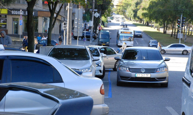 У Києві затверджено Програму розвитку паркувального простору на 2023 рік