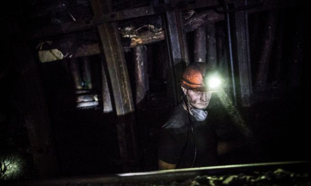 На Дніпропетровщині врятували майже три тисячі працівників шахт, які вчора лишились під землею через знеструмлення регіону