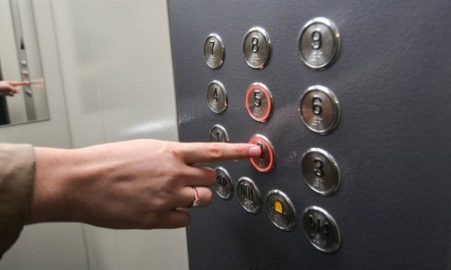 В Васильківській громаді заборонили використовувати світлодіодні вивіски та вимкнуть ліфти