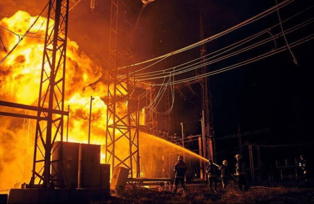 В ОП заявили, що через черговий спланований рашистами удар по об’єктах енергетичної інфраструктури України склалась критична ситуація (відео)
