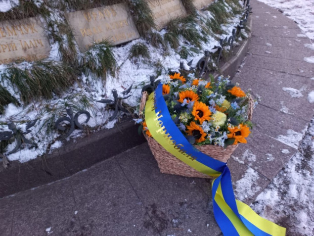 Президент Зеленський вшанував пам'ять ліквідаторів авірії на Чорнобильській АЕС