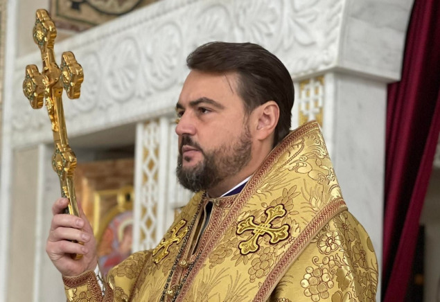 Олександр Драбинко: “Вирішення питання єдиної православної церкви треба вирішувати шляхом публічного діалогу за посередництва Президента України”