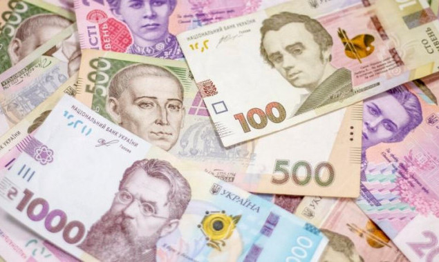 З 1 січня Нацбанк поступово виводитиме з обігу деякі паперові банкноти попереднього покоління