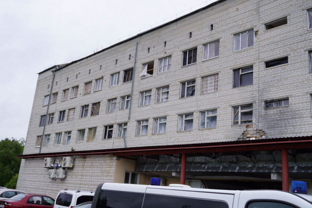 В понівеченій війною лікарні Макарова проведуть ремонт