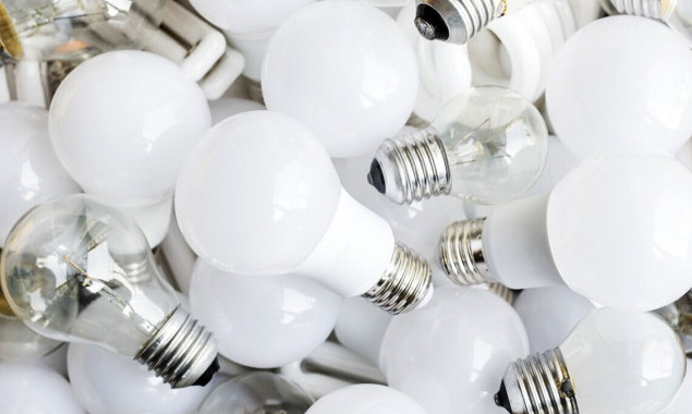 Безкоштовно обміняти лампи розжарювання на енергоефективні відсьогодні можна по всіх містах та селищах країни