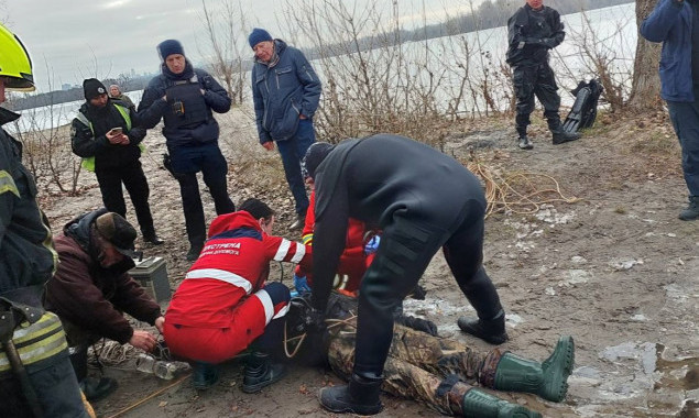 В Києві загинув на кризі ще один рибалка