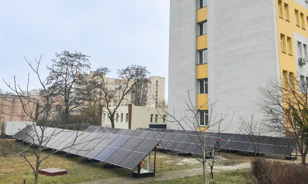 В одному з медзакладів Святошинського району встановили другу передану столиці сонячну електростанцію