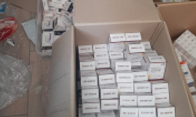 У Києві вилучили фальсифікованих препаратів для онкохворих на суму понад 50 млн гривень (фото)