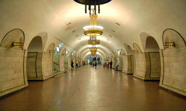 У Київраді планують перейменувати станцію метро “Площа Льва Толстого” на “Площу Українських героїв”