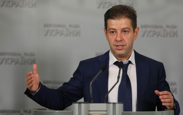 СБУ повідомила про підозру у шахрайстві народному депутату від “Європейської солідарності” Алєксєєву