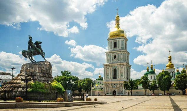 У столиці до Дня Конституції України пройдуть три безоплатні екскурсії