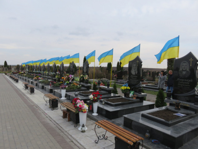Топографічні роботи для національного військово-меморіального кладовища оцінили в 1,2 млн гривень