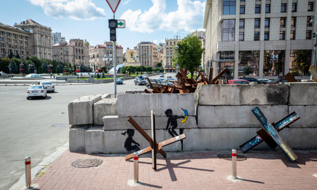 У Києві почали роботи по збереженню графіті Бенксі на Майдані Незалежності
