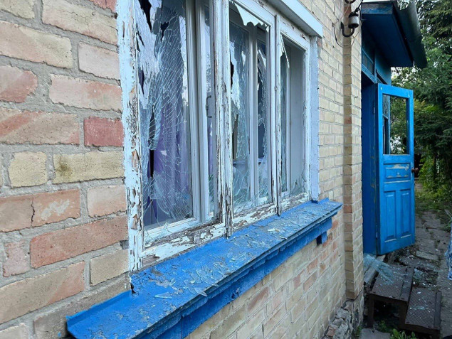На Київщині внаслідок падіння уламків ворожих дронів-камікадзе пошкоджено житлові будинки