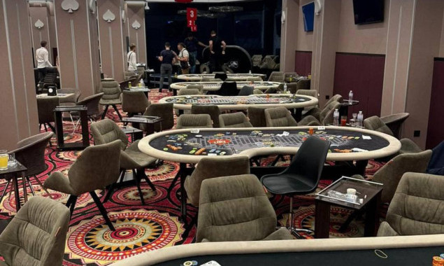 У Києві та Одесі правоохоронці викрили мережу підпільних покер-клубів (фото)