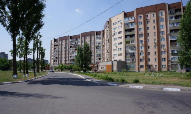 У двох багатоповерхівках Українки збираються замінити вікна (адреси)