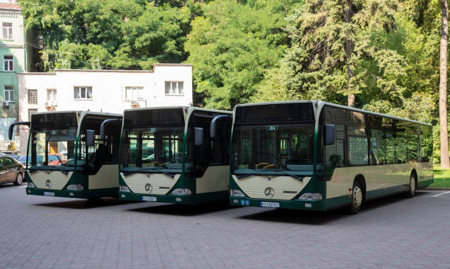 Київ отримав міські автобуси Mercedes Citaro від благодійників