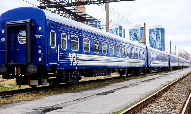 “Укрзалізниця” продовжує курсування додаткового поїзда зі столиці до Львова ще на дві дати