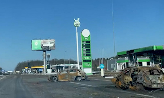 За розстріл людей на трасі Київ-Житомир оголошено підозри трьом російським військовим (фото, відео)