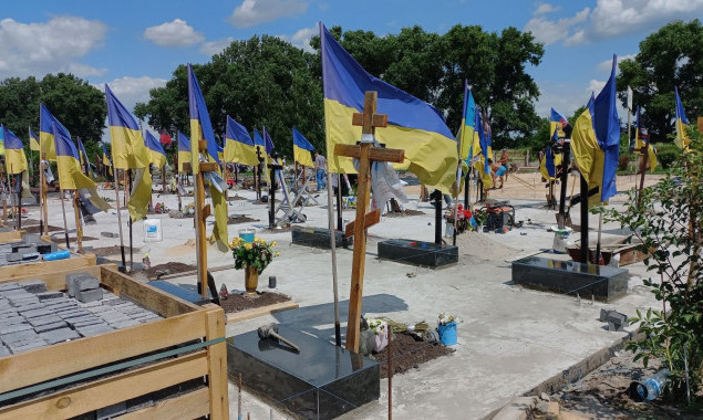 Бориспіль витратить 1,68 млн гривень на благоустрій могил загиблих воїнів