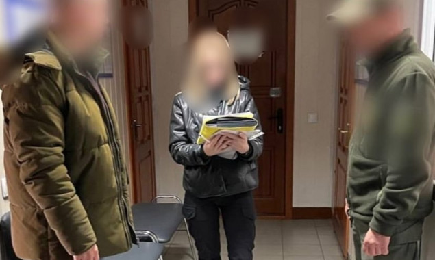 Двох мешканців Київщини підозрюють у незаконному переправленні “ухилянта” за кордон