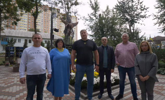 “Слуги народу” Коцюбинського просять Зеленського захистити від столичних забудовників місцевий ліс