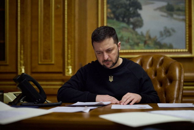 Президент Зеленський підписав раніше ветований законопроект про відкриття е-декларацій