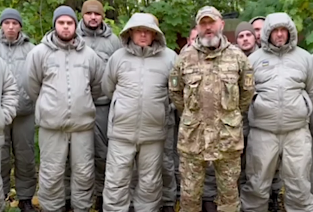 Розвідники з групи “Гюрзи” показали сучасну зимову форму, яку вони отримали від “Української команди”