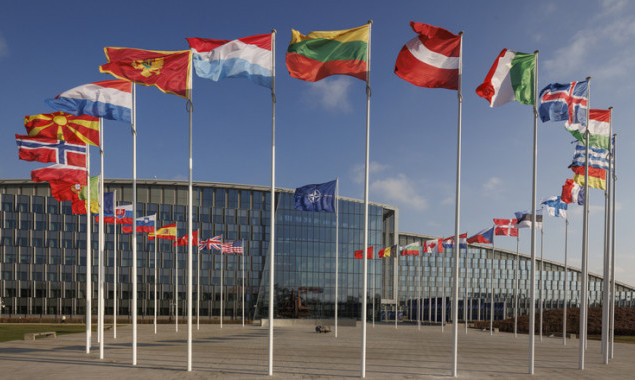 Країни НАТО призупиняють участь у Договорі про збройні сили у Європі після виходу з цього Договору росії