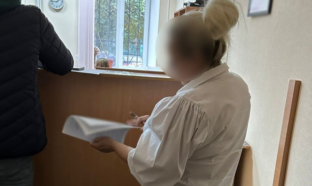 У Києві держреєстратора підозрюють в причетності до заволодіння квартирою на Печерську