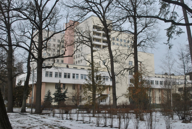 Попри скандал Київ продовжує вкладати кошти в ремонт Госпіталю ветеранів війни