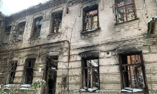 Черговий підпал старовинного будинку у столиці: горіла пам’ятка зразкової забудови Подолу на Ярославській