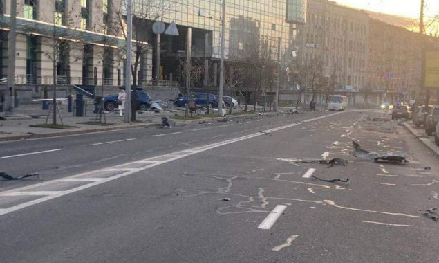 Внаслідок ранкової ракетної атаки у Києві вже троє загиблих, – мер (фото)