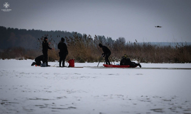 Рятувальники знайшли тіло хлопчика, який потонув у заплаві в Козаровичах