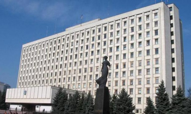 Київоблрада заплатить 307 тисяч гривень за прибирання в кабінетах