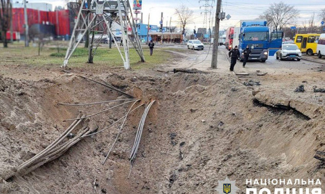 Через ракетний обстріл у Києві пошкоджені дві високовольтних лінії та магістраль теплопостачання