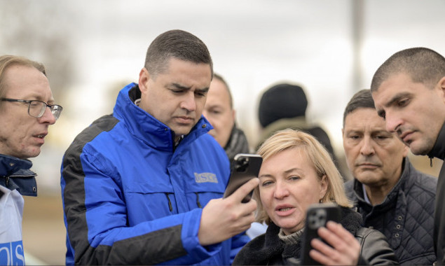 Голова ОБСЄ відвідав поранену Київщину