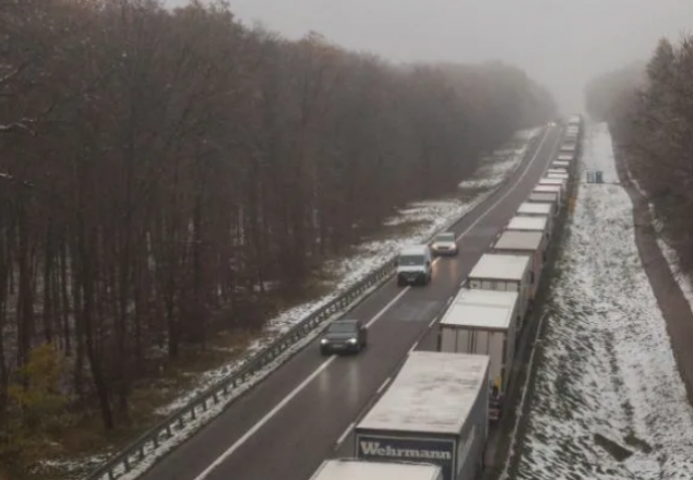 Поляки сьогодні, 13 лютого, блокували вже шостий пункт пропуску на кордоні з Україною