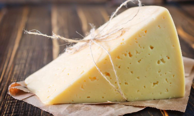 Для навчальних закладів Коцюбинського закуповують близько 7 тонн сирів