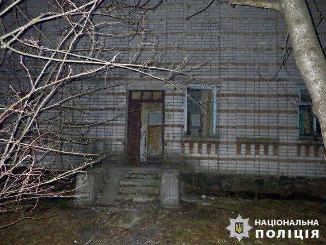 На Київщині на території закинутої будівлі знайшли тіло 15-річного хлопця