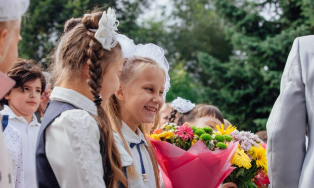 У Києві розпочали прийом дітей у перші класи 