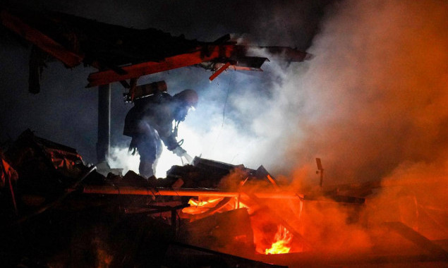 Вночі ворог атакував об’єкти критичної інфраструктури, на Львівщині є загиблий, на Одещині обмеження споживання електрики