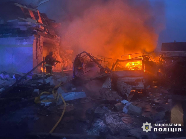 Ранкова атака на Києвщину: пошкоджено 2 багатоквартирні та 47 приватних будинків, 12 транспортних засобів (фото)